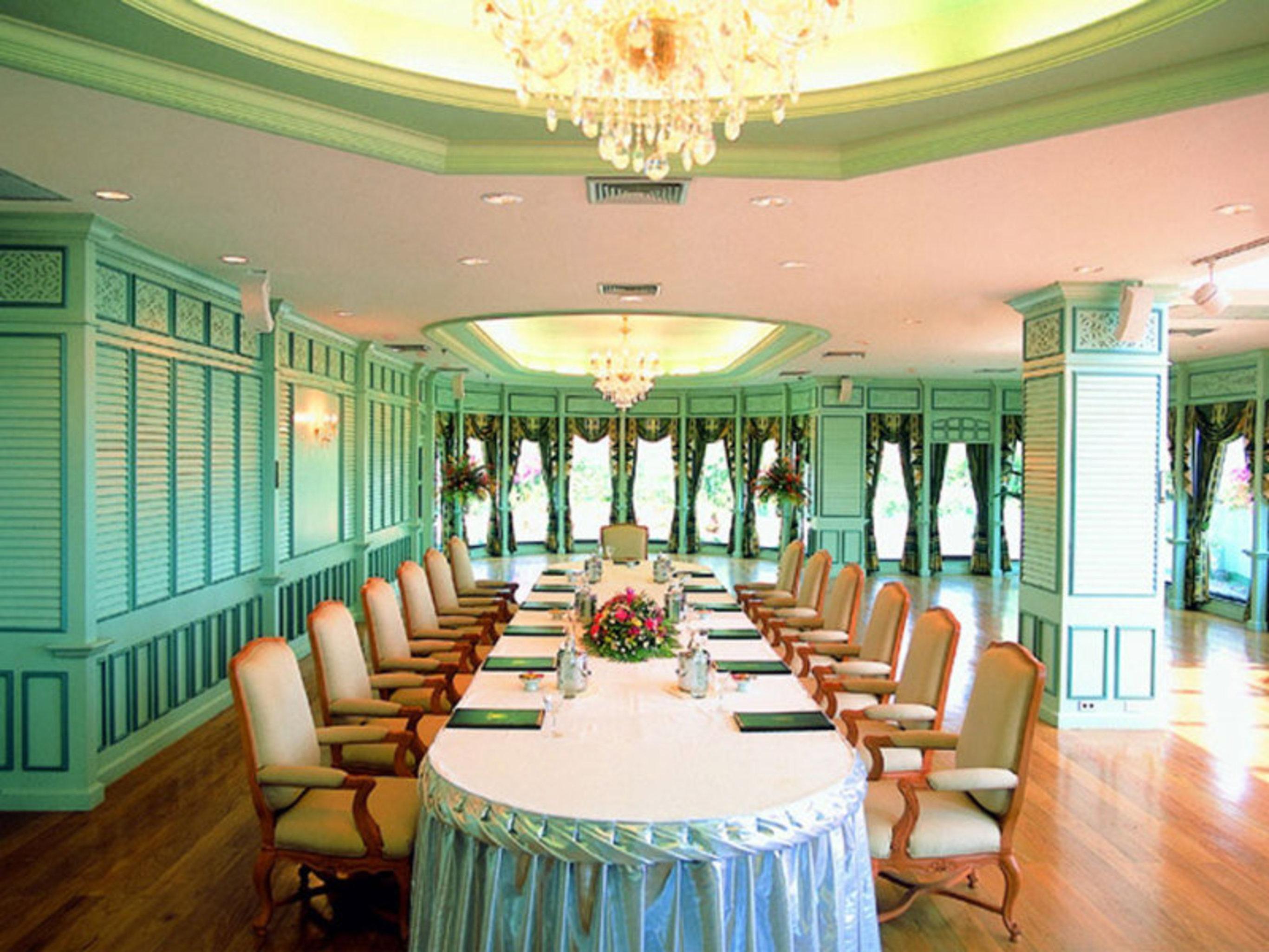Montien Riverside Hotel Бангкок Удобства фото The interior of the Thai Parliament